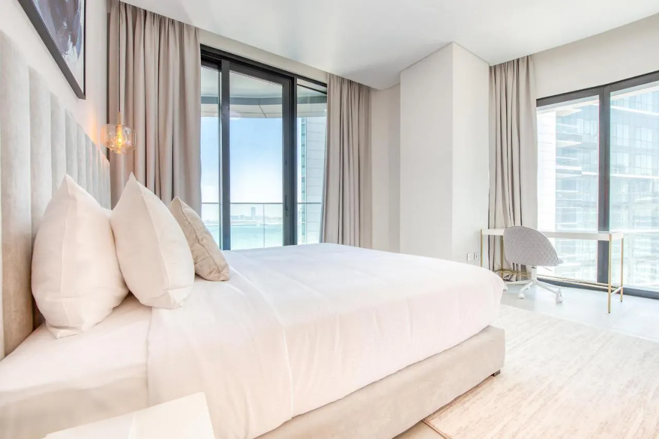 Address Jbr With Sea View & Maid Room - Mint Stay Dubai